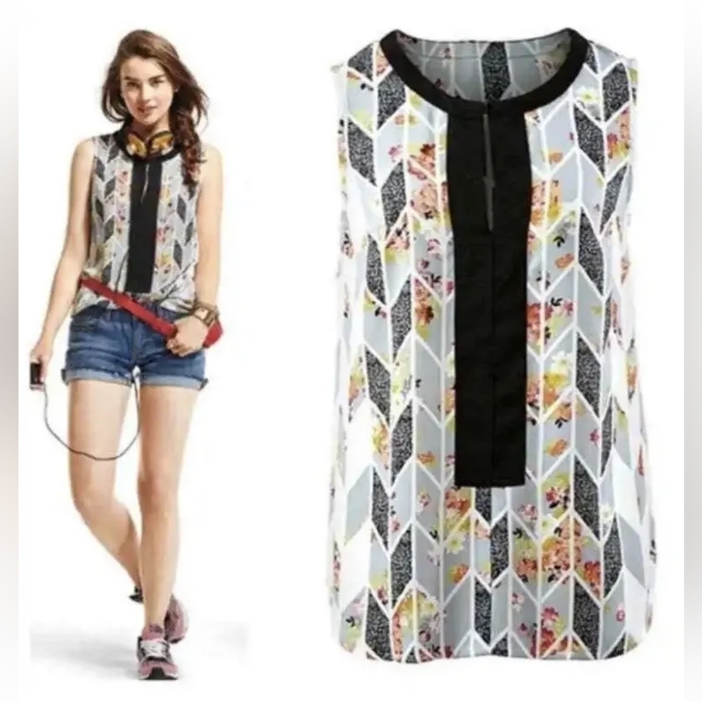 🔥CABI Grosgrain Sleeveless Blouse #249, Size M